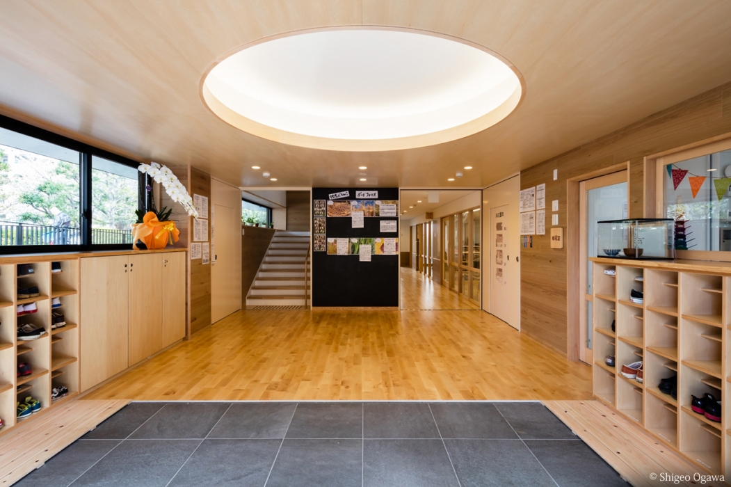 Nursery room with a circle of light